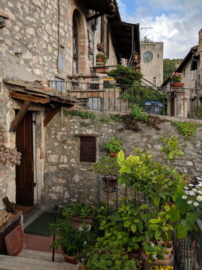 Cuore Del Castello Arrone Exterior foto